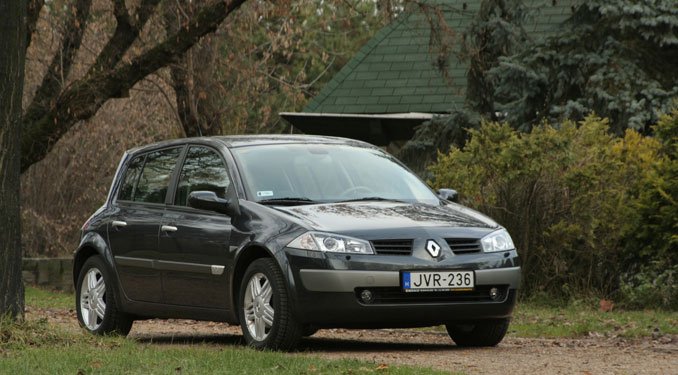 Teszt: Renault Mégane 2,0T 15