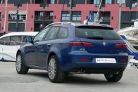 Vezettük: Alfa 159 SW 42