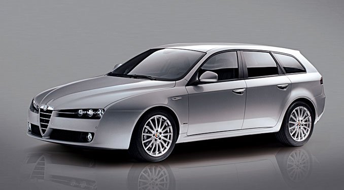 A motorok az 1,8-ast kivéve a limuzinból érkeznek