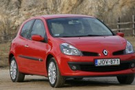 Teszt: Renault Clio 1.6 41