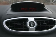 Teszt: Renault Clio 1.6 53