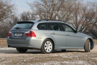 Teszt: BMW 325i Touring 67