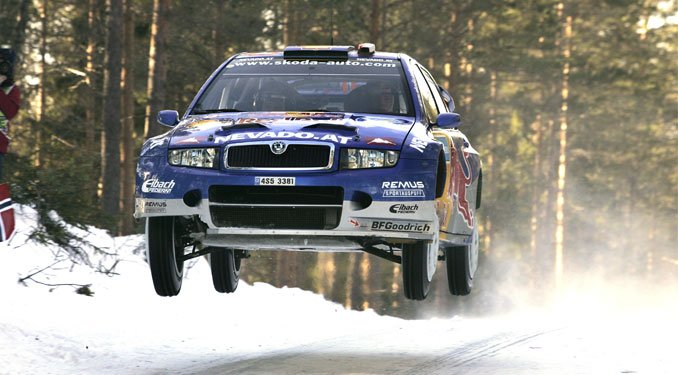 A DTM versenyző Mattias Ekström sokáig jól ment a Fabiával, de késöbb felborult