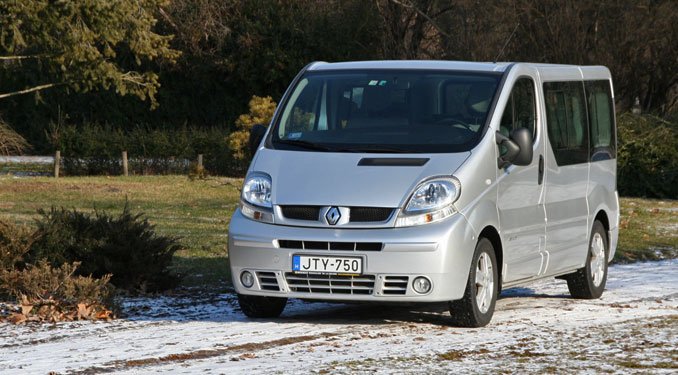 Teszt: Renault Trafic dCi 140 18