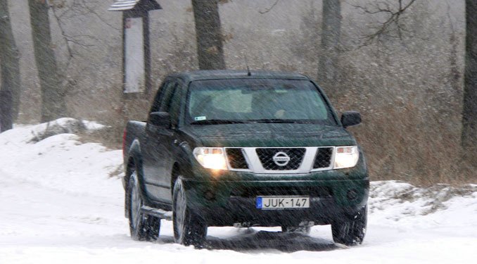 Teszt: Nissan Navara 2.5D 17