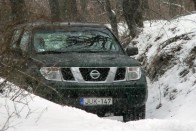 Teszt: Nissan Navara 2.5D 63