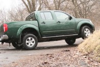 Teszt: Nissan Navara 2.5D 66