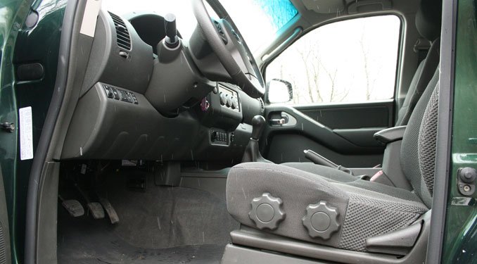 Teszt: Nissan Navara 2.5D 35