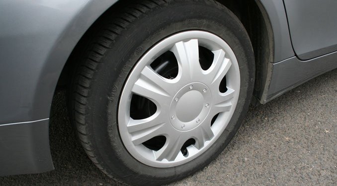 Durva szlalomozás után 0,45-barral így mutat a defektmentes Premacy HP ZP