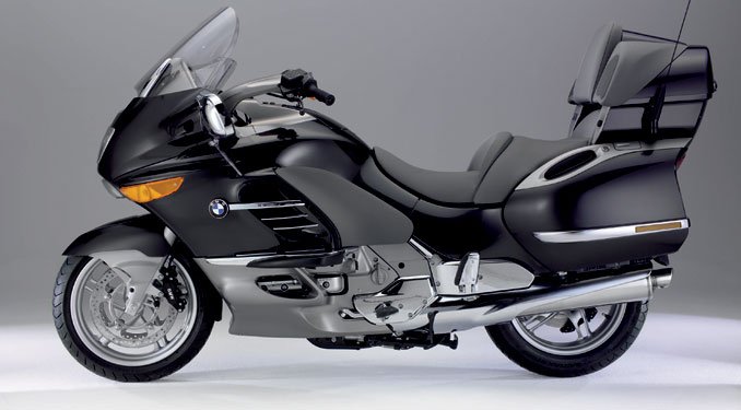 A K 1200LT és a K 1200GT-hez lehet megrendelni a lámpát