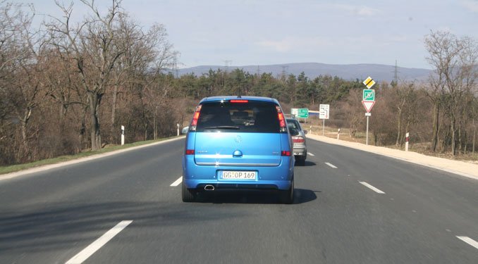 Vezettük: Opel Meriva OPC 12