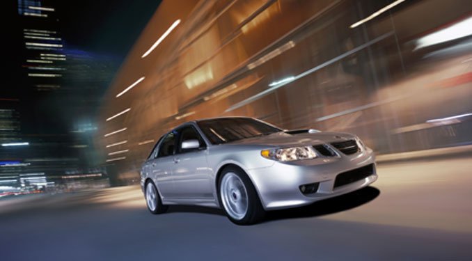 Hibridet készít a Saab