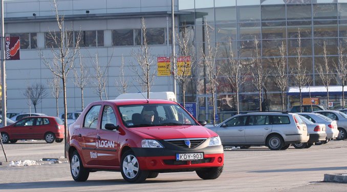 Teszt: Dacia Logan 1.5 DCi 7