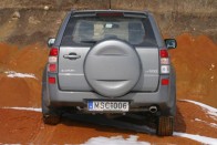 Teszt: Suzuki Grand Vitara 43