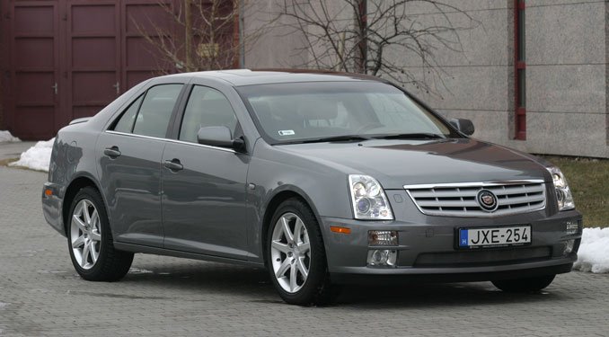 Számoljunk az értékvesztéssel, ami egy új autónál 4 év alatt 50 százalék is lehet