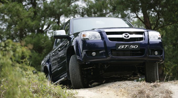 Jön a Mazda B2500 utódja