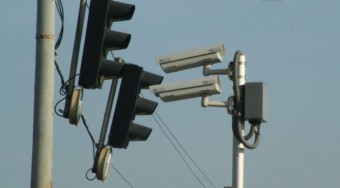 Kamerákkal az autóban telefonálók ellen