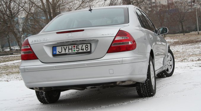 Teszt: Mercedes-Benz E280 CDI 4MATIC 15