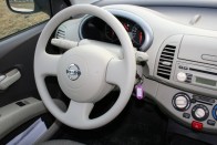 Teszt: Nissan Micra 1.2 Visia 59