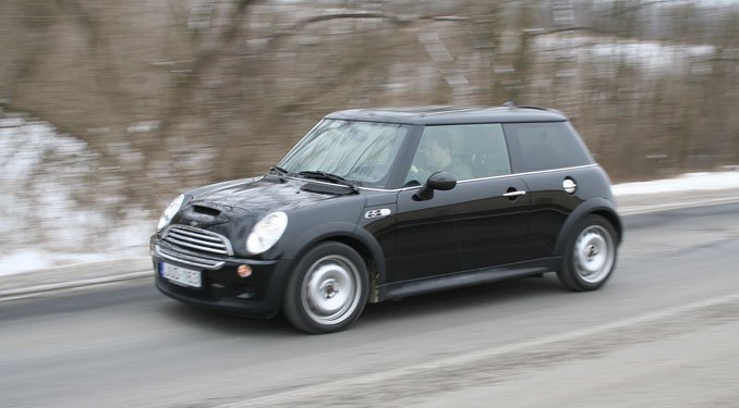 Teszt: Mini Cooper S JCW 21