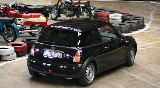 Teszt: Mini Cooper S JCW 36