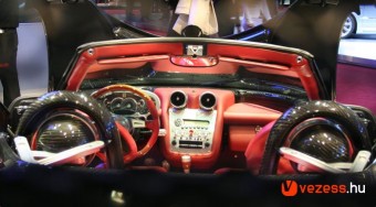 Száguldó műalkotás