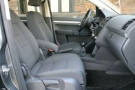 Teszt: VW Touran 1.4 TSI 46