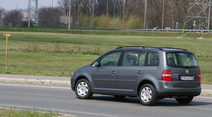 Teszt: VW Touran 1.4 TSI 27