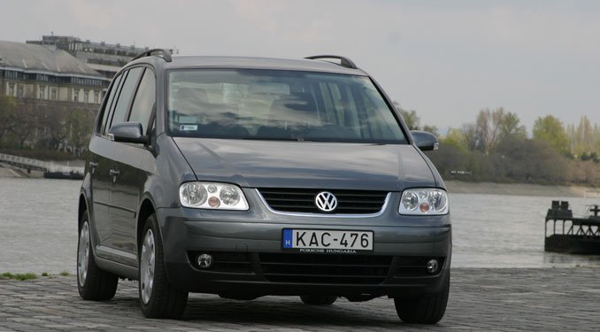 Teszt: VW Touran 1.4 TSI 31