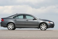 Vezettük: Volvo S80 76