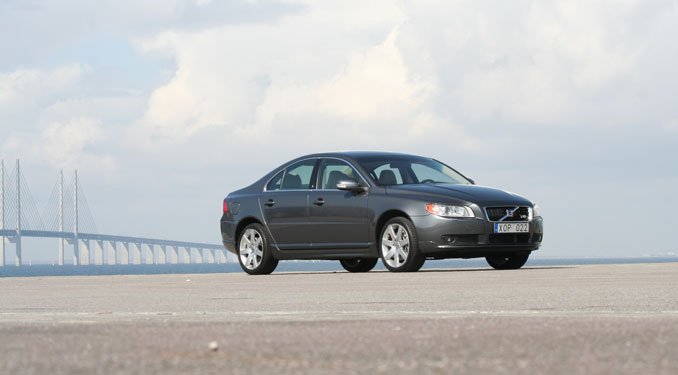 /Galeria/Tesztautok/Volvo/S80_2006sved//IMC_0013.jpg