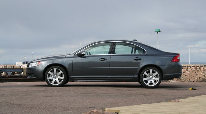 Vezettük: Volvo S80 38