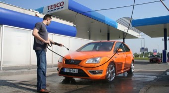 Autómosás olcsón és élvezetesen