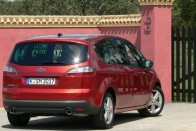 Vezettük: Ford Galaxy & S-Max 75