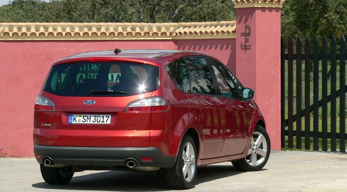 Vezettük: Ford Galaxy & S-Max 25