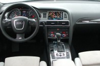 Vezettük: Audi S6 38