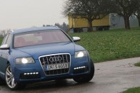 Vezettük: Audi S6 46