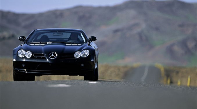 Durvul a McLaren SLR