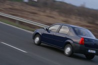 Teszt: Chevrolet Aveo 1.2 – Dacia Logan 1.4 63