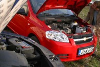 Teszt: Chevrolet Aveo 1.2 – Dacia Logan 1.4 68