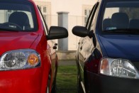 Teszt: Chevrolet Aveo 1.2 – Dacia Logan 1.4 74