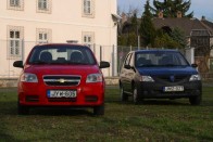 Teszt: Chevrolet Aveo 1.2 – Dacia Logan 1.4 76