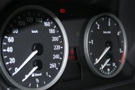 Teszt: BMW 530xd – BMW 330xd 95