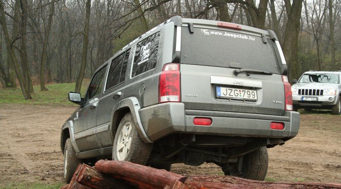 Nem igazi terepjáró, de úgy viselkedik