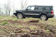 Vezettük: Jeep Commander 44