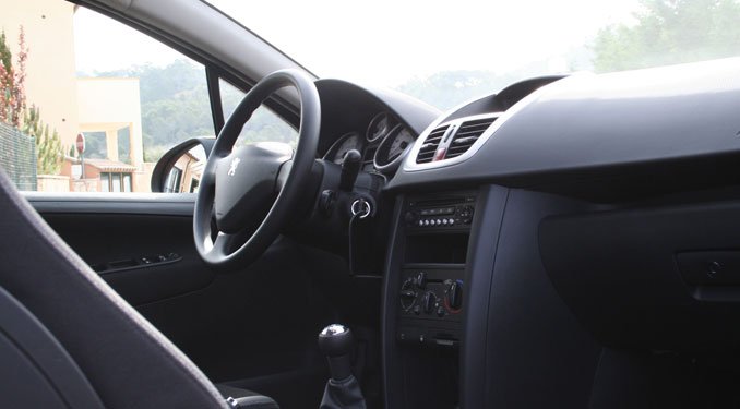 Vezettük: Peugeot 207 28