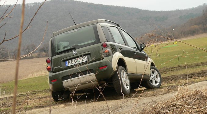 Vezettük: Fiat Albea 9