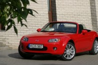 Teszt: Mazda MX-5 2.0 46