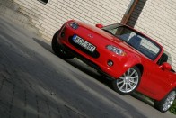 /Galeria/Tesztautok/Mazda/MX5_20_sport//IMG_4001.jpg