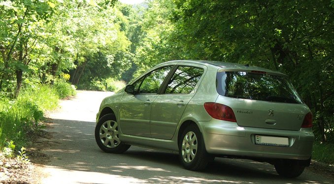 Jobb minőséggel remek autó lehetne a 307